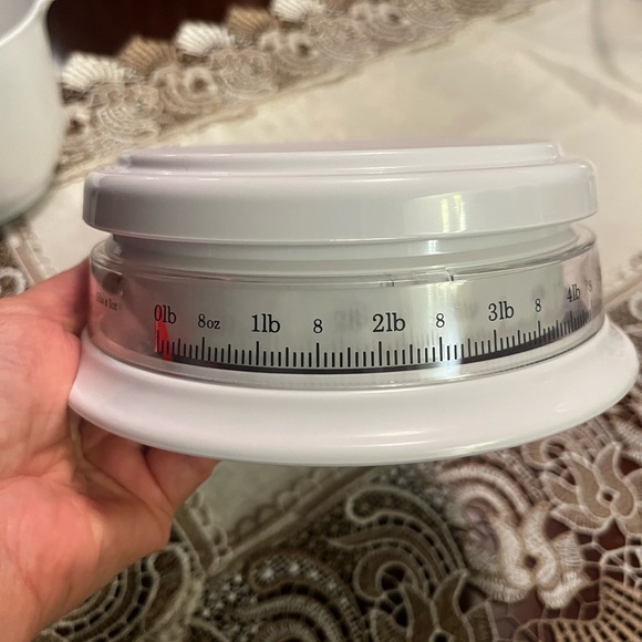 3X $22 Kitchen scale - Picture 2 of 3